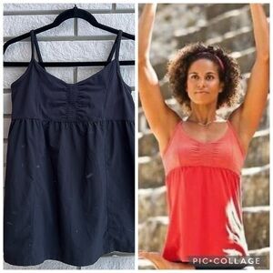 Athleta Bestie Tank Top - Built-in Shelf Bra - Black - Sz S